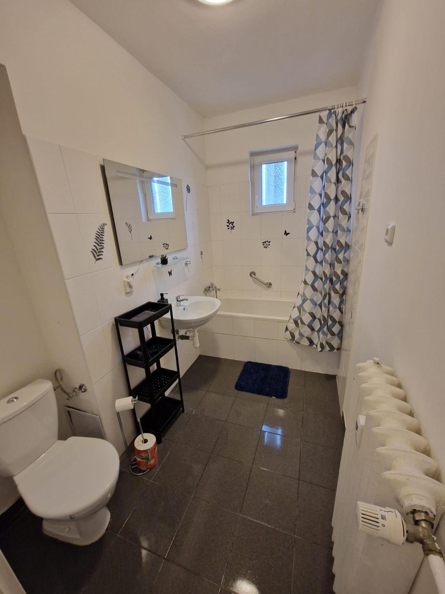דירה Apartma Laura *