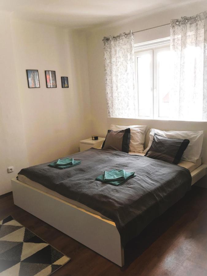 Apartma Laura Apartment *