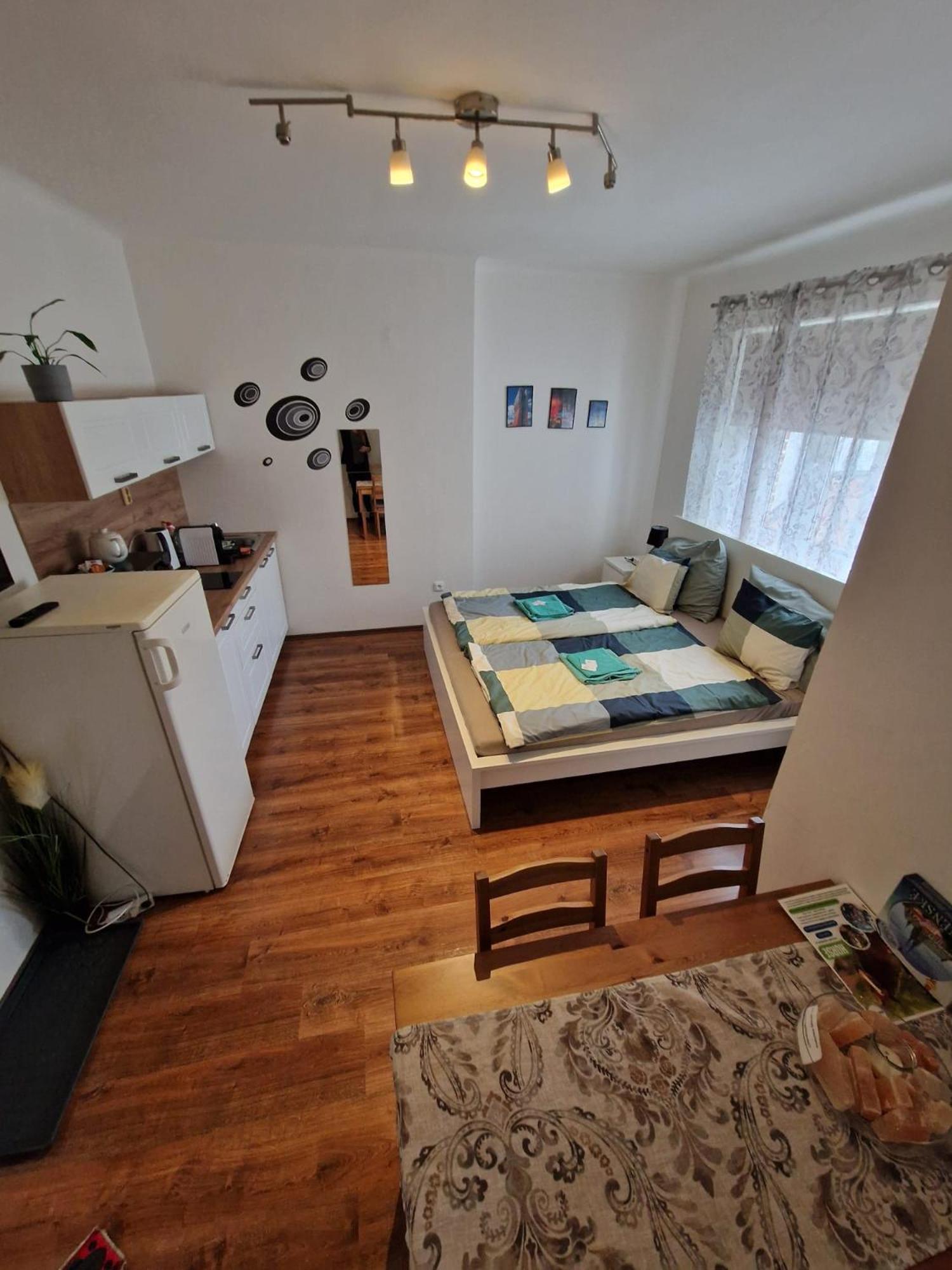 Apartma Laura *